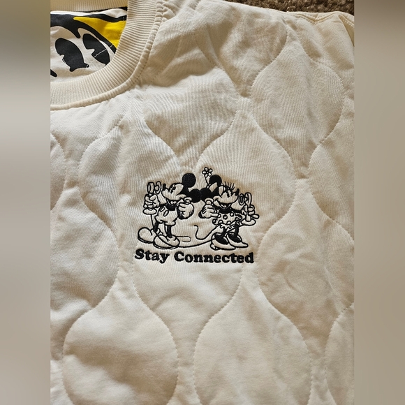 Levi's® X Disney Mickey&Friends Down Crew Block Reversible Sweartshirt, Size XL - Picture 6 of 8